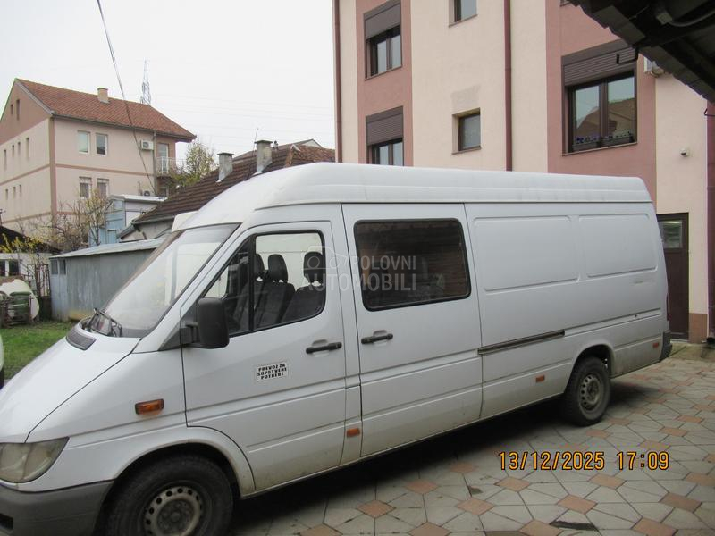 Mercedes Benz Sprinter 311