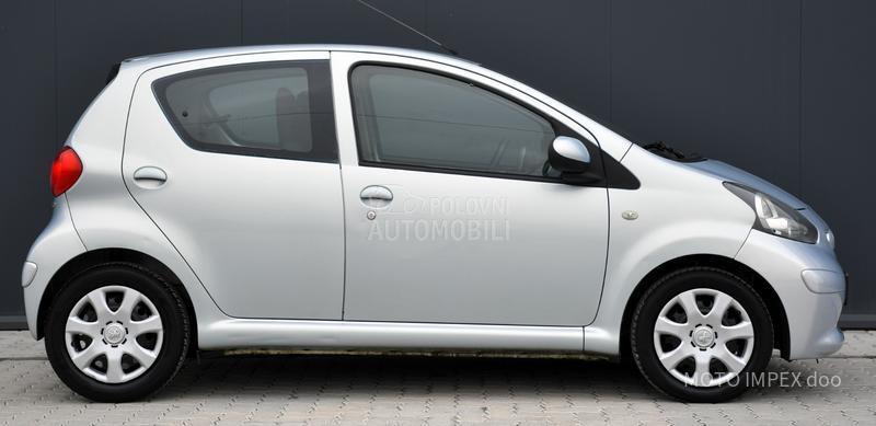 Toyota Aygo 1.4 D / ODLIČNA