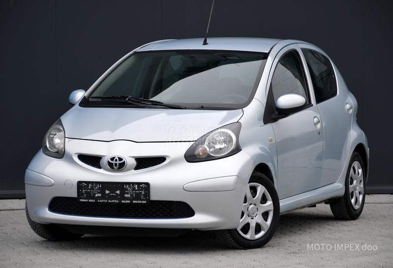 Toyota Aygo 1.4 D / ODLIČNA