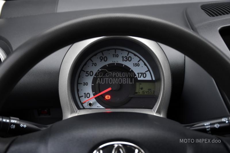 Toyota Aygo 1.4 D / ODLIČNA