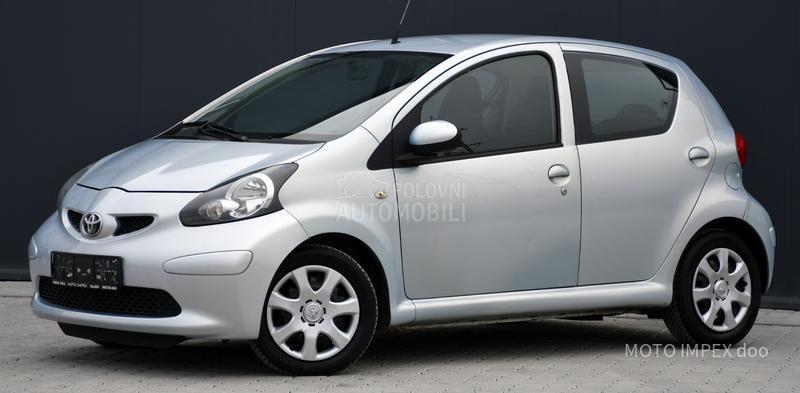 Toyota Aygo 1.4 D / ODLIČNA