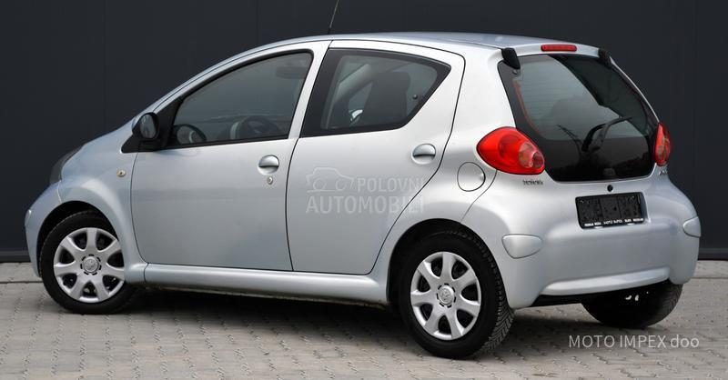 Toyota Aygo 1.4 D / ODLIČNA