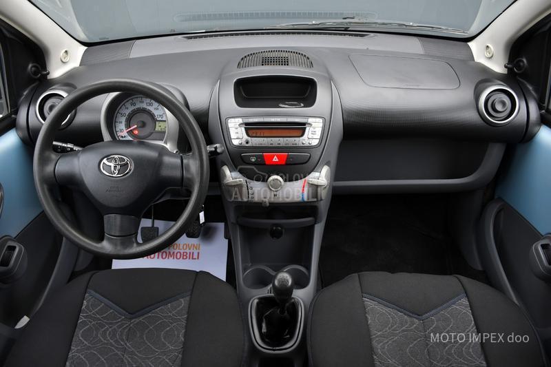 Toyota Aygo 1.4 D / ODLIČNA