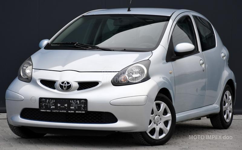 Toyota Aygo 1.4 D / ODLIČNA