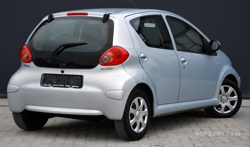 Toyota Aygo 1.4 D / ODLIČNA