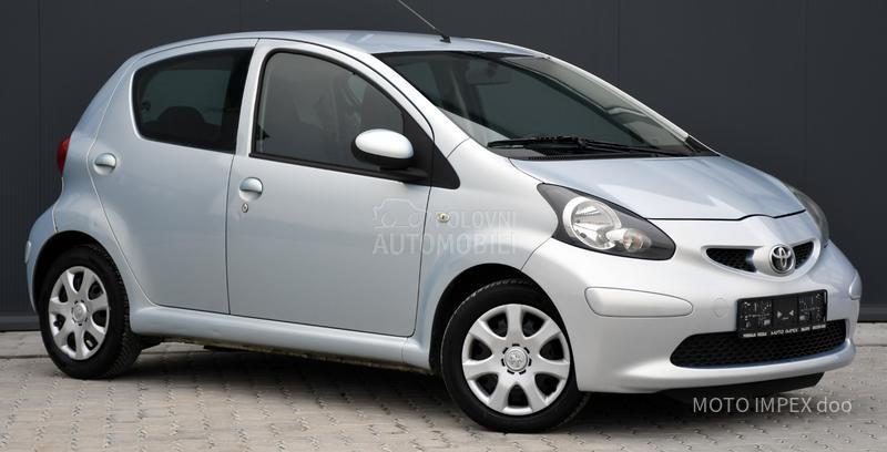 Toyota Aygo 1.4 D / ODLIČNA
