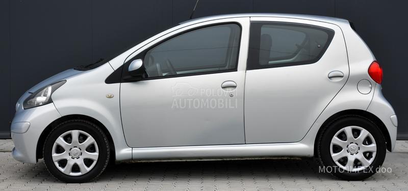 Toyota Aygo 1.4 D / ODLIČNA