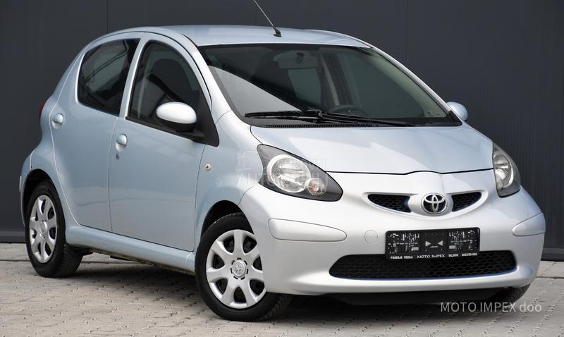 Toyota Aygo 1.4 D / ODLIČNA