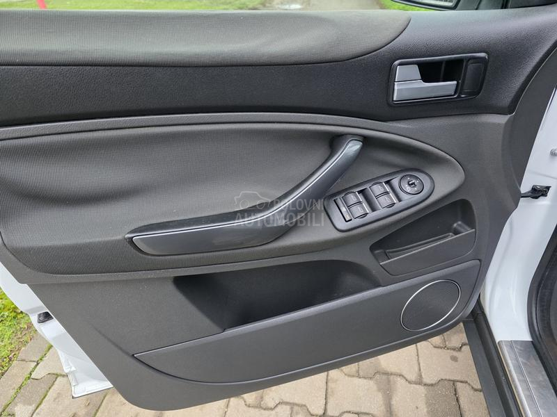 Ford Kuga TITANIUM LED