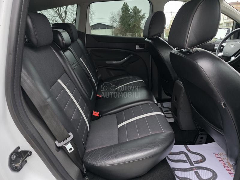 Ford Kuga TITANIUM LED