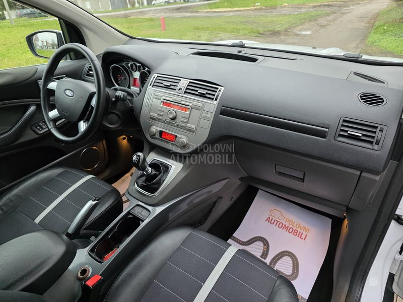 Ford Kuga TITANIUM LED