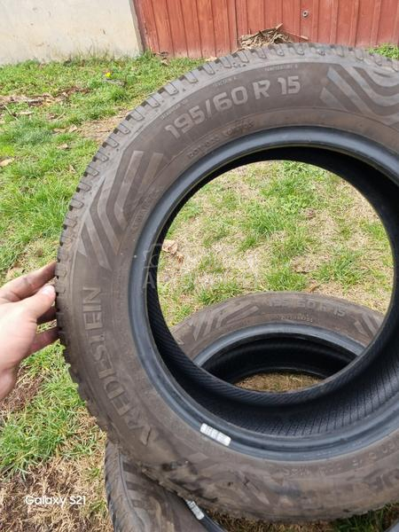 Vredestein 195/60 R15 Zimska