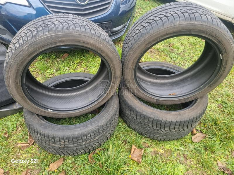 Nokian 255/40 R18 Zimska