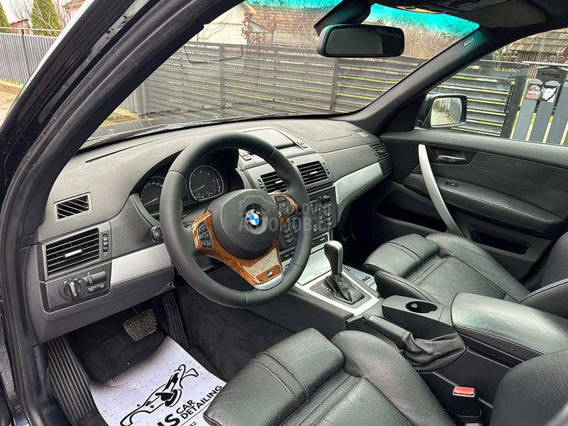 BMW X3 Mpaket/4x4/šib/pano
