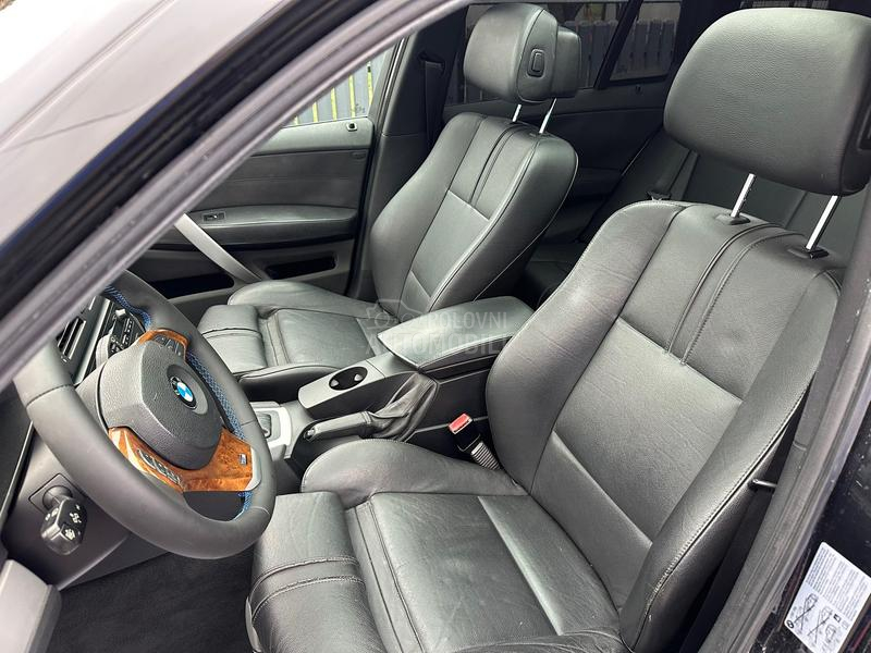 BMW X3 Mpaket/4x4/šib/pano