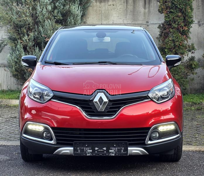 Renault Captur HELLY HANSEN/AUT/CH