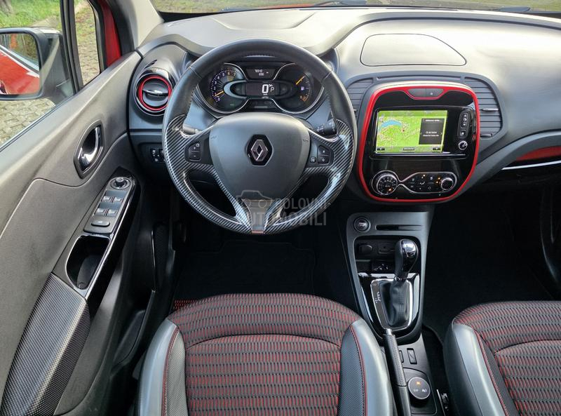 Renault Captur HELLY HANSEN/AUT/CH