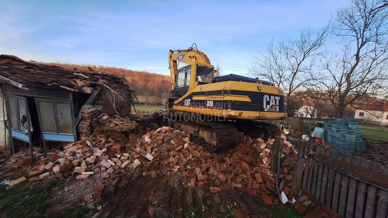 CAT 320
