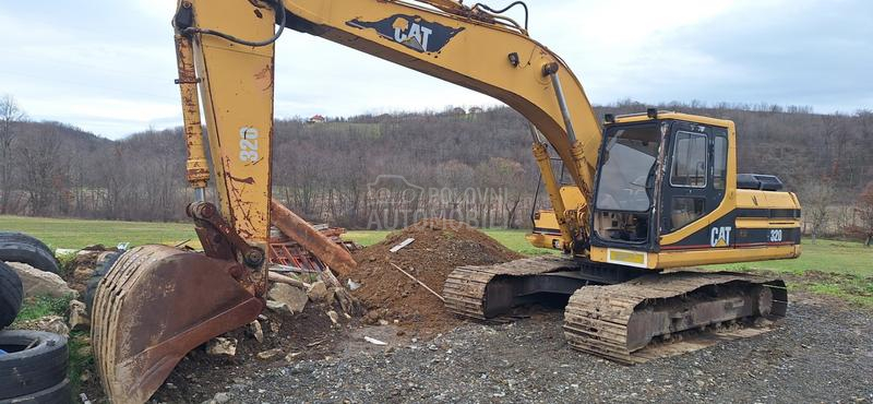 CAT 320
