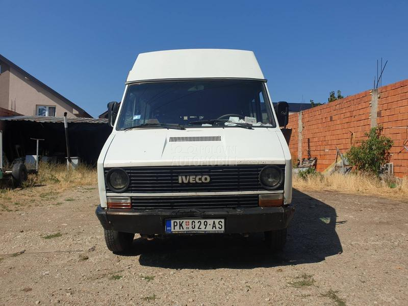 Iveco 40.10 HNMPK