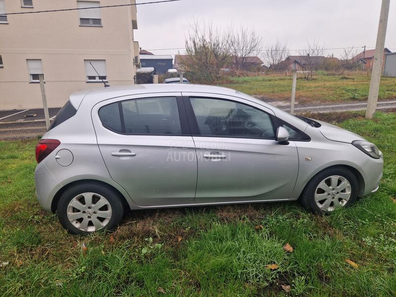 Opel Corsa E 1.3Cdti petovratna