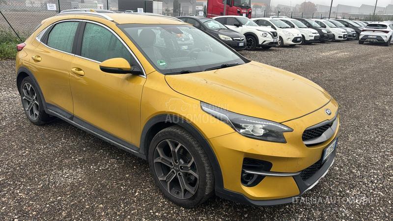 Kia XCeed 1.6CRDI NAV/LED/KAM