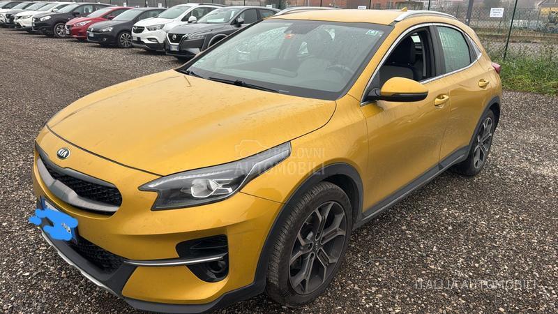 Kia XCeed 1.6CRDI NAV/LED/KAM