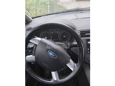 Ford C-Max 20