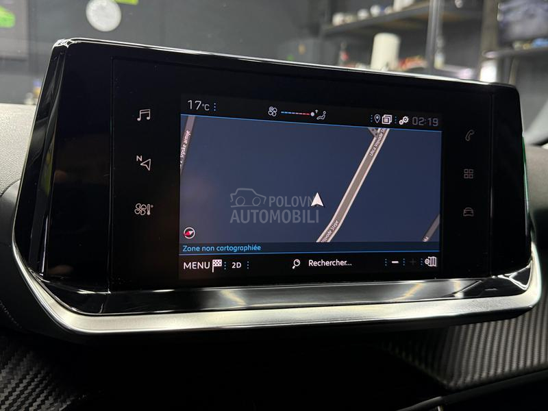 Peugeot 208 1.2b/N0VE GUME