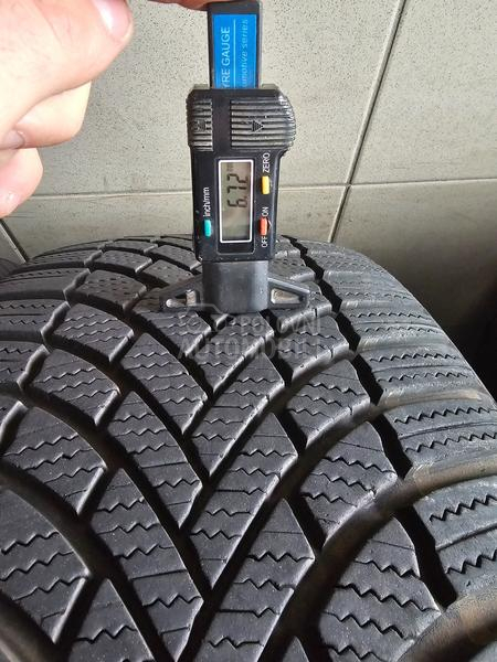 Bridgestone 235/55 R19 Zimska