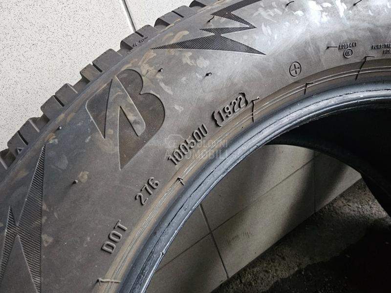 Bridgestone 235/55 R19 Zimska