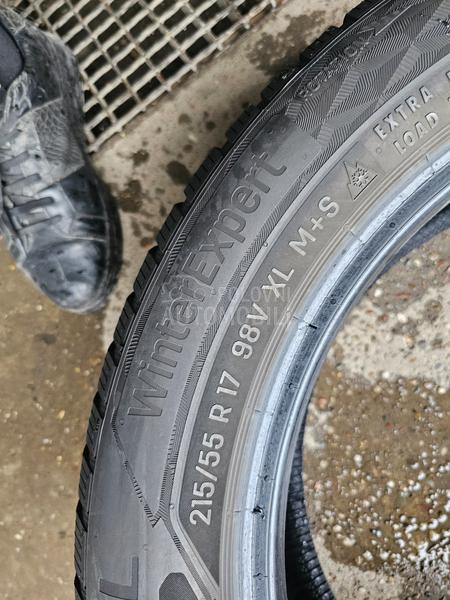 Uniroyal 215/55 R17 Zimska
