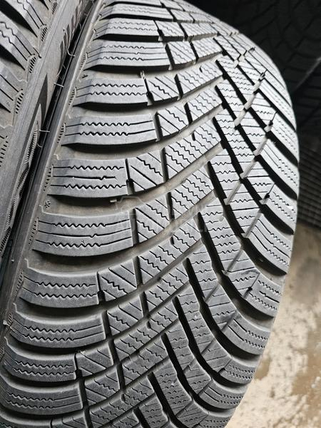 Hankook 215/55 R17 Zimska