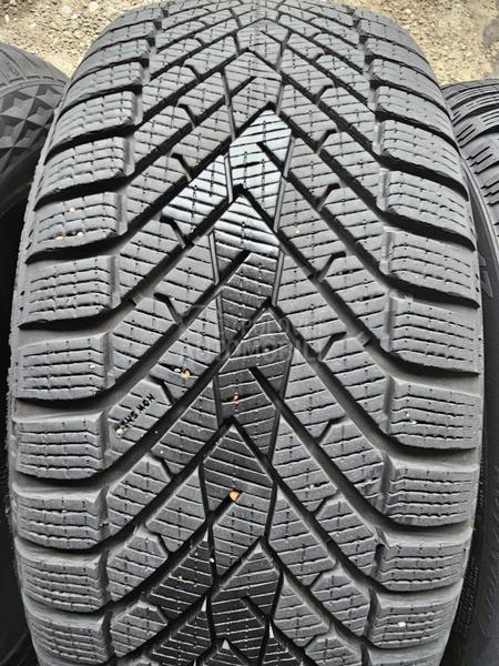 Pirelli 225/45 R17 Zimska