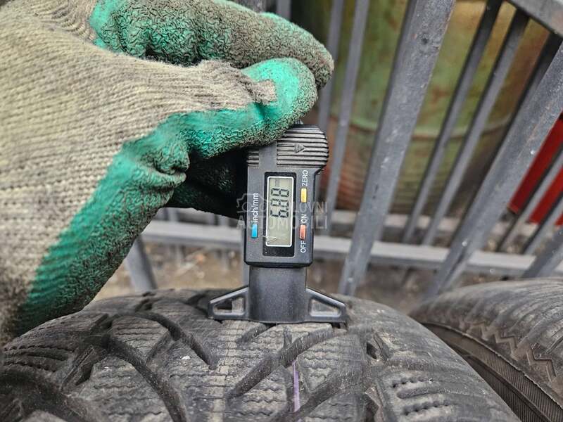 Nokian 235/60 R18 Sve sezone