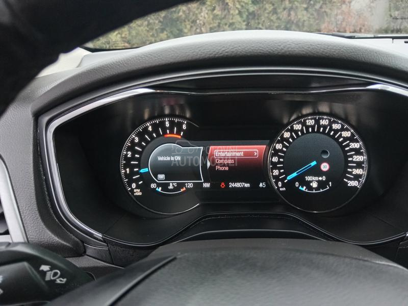 Ford Mondeo Titanium