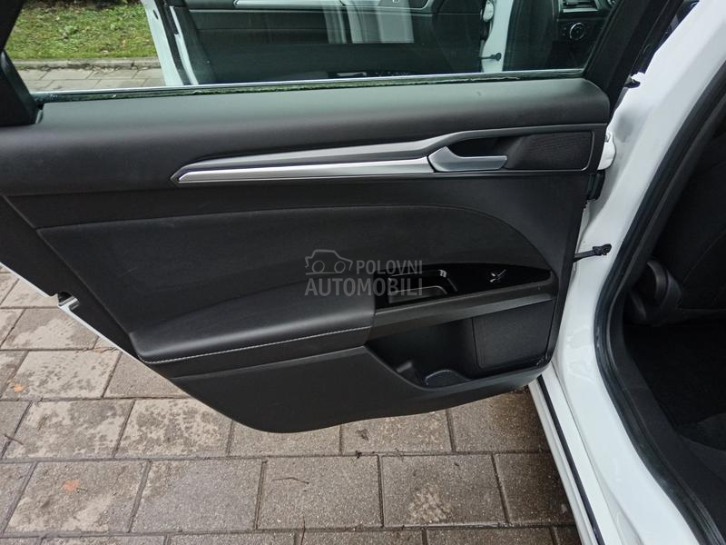 Ford Mondeo Titanium