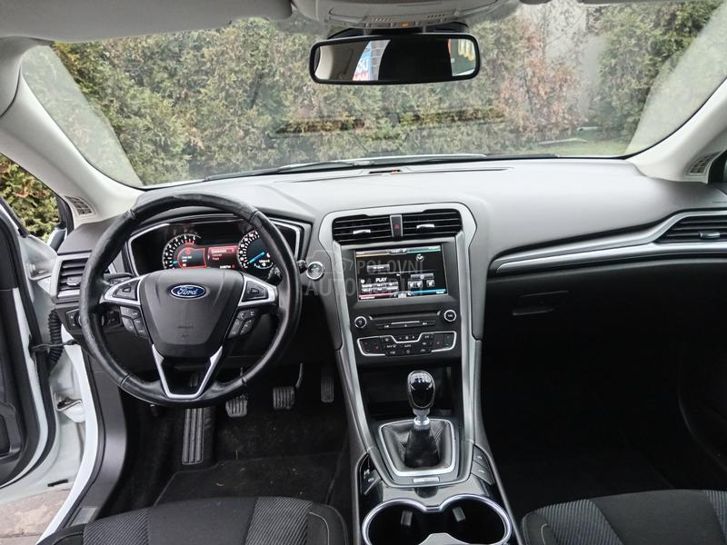 Ford Mondeo Titanium