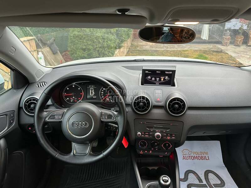 Audi A1 1.6TDI/sportback/Xen