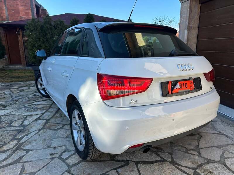 Audi A1 1.6TDI/sportback/Xen