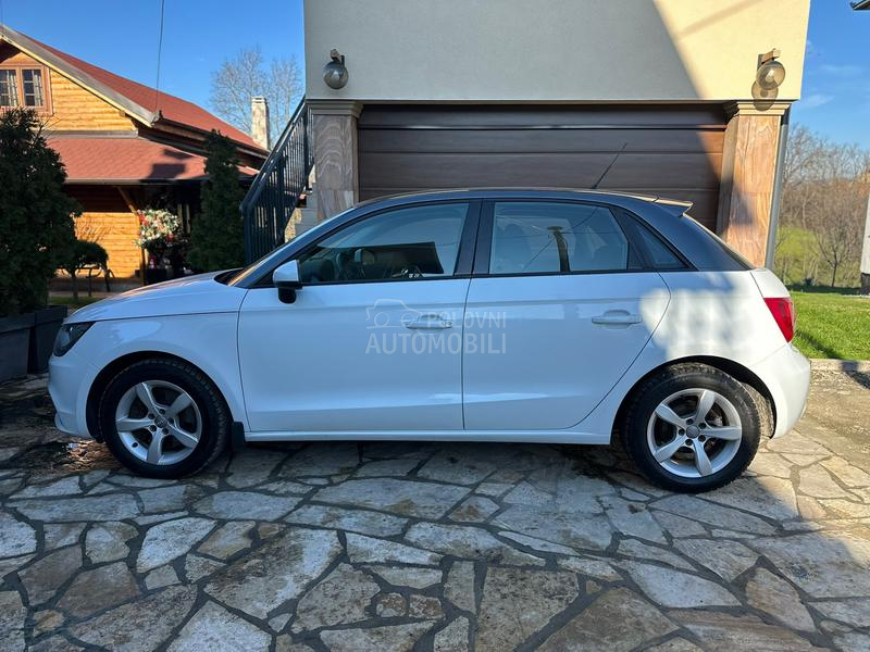 Audi A1 1.6TDI/sportback/Xen