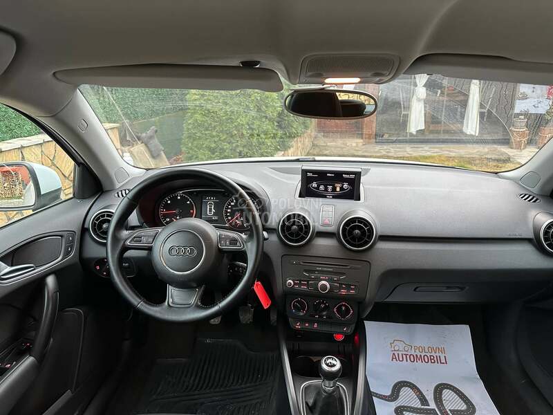 Audi A1 1.6TDI/sportback/Xen