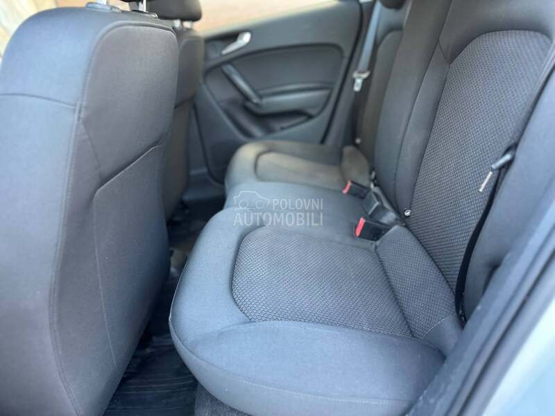 Audi A1 1.6TDI/sportback/Xen