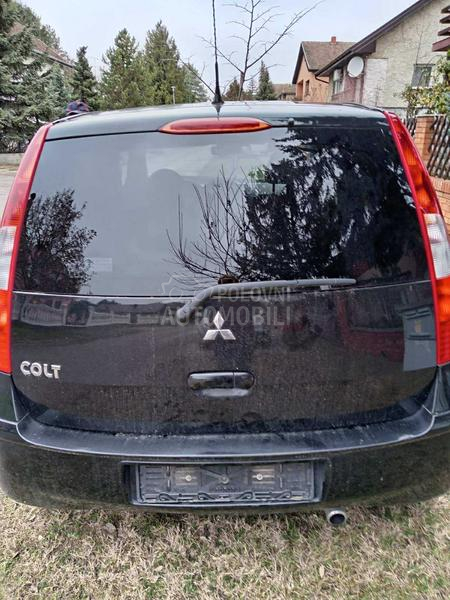 Mitsubishi Colt 