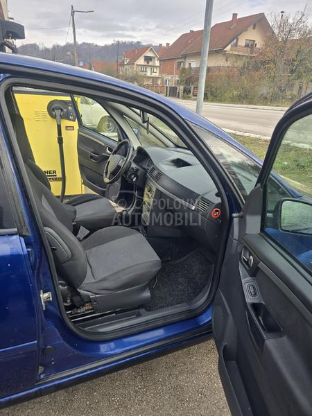 Opel Meriva 1.6