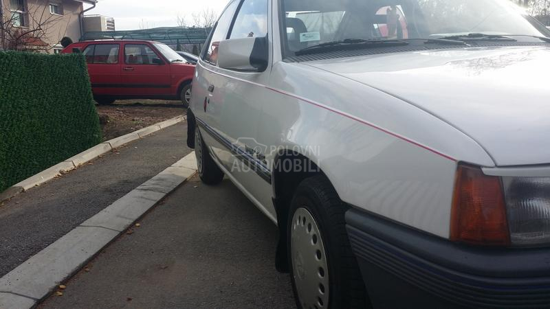 Opel Kadett 1.4s
