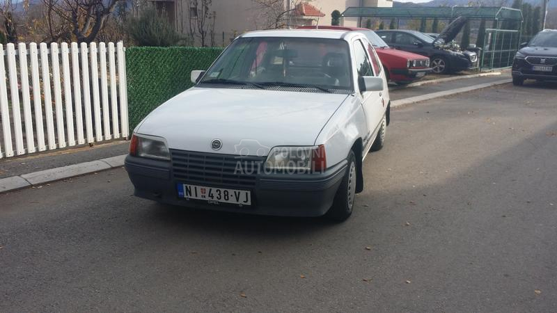 Opel Kadett 1.4s