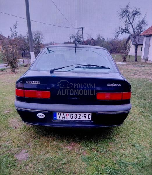 Renault Safrane 