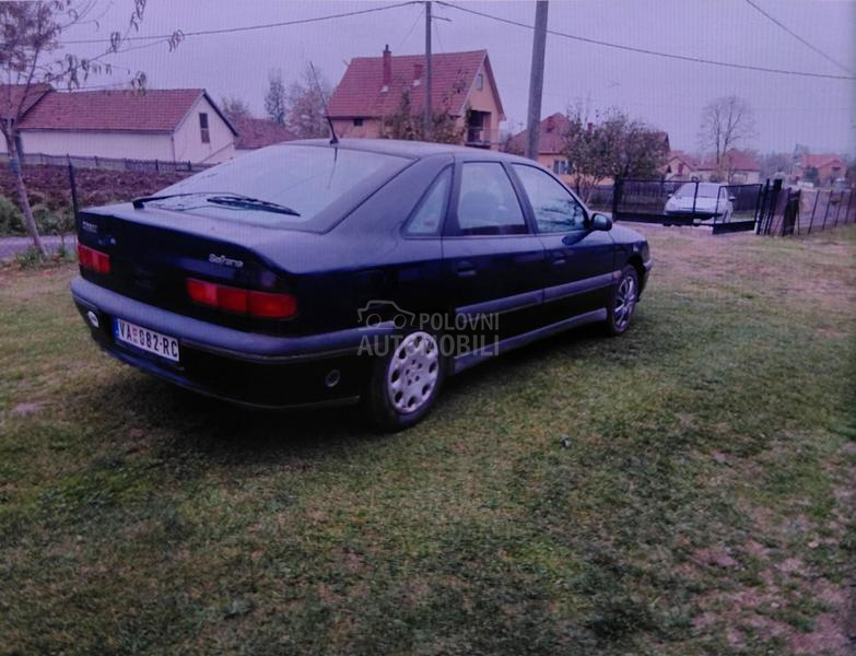 Renault Safrane 