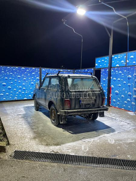 Lada Niva 